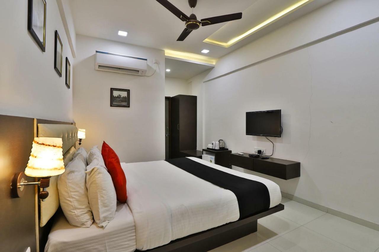 บันยัน พาราไดซ์ รีสอร์ต Hotel วาโดดารา ภายนอก รูปภาพ