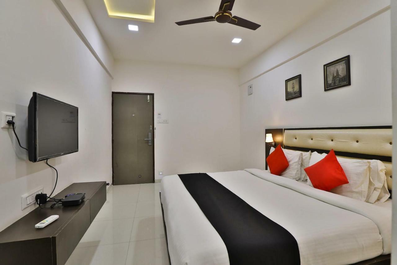 บันยัน พาราไดซ์ รีสอร์ต Hotel วาโดดารา ภายนอก รูปภาพ